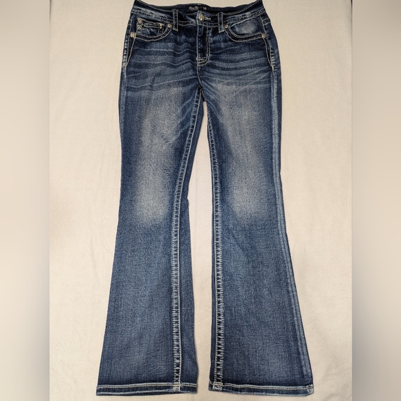 Miss Me Mid Rise Bootcut Flap Pocket Dark Blue Embellished Jeans Womens 30 - Picture 2 of 8
